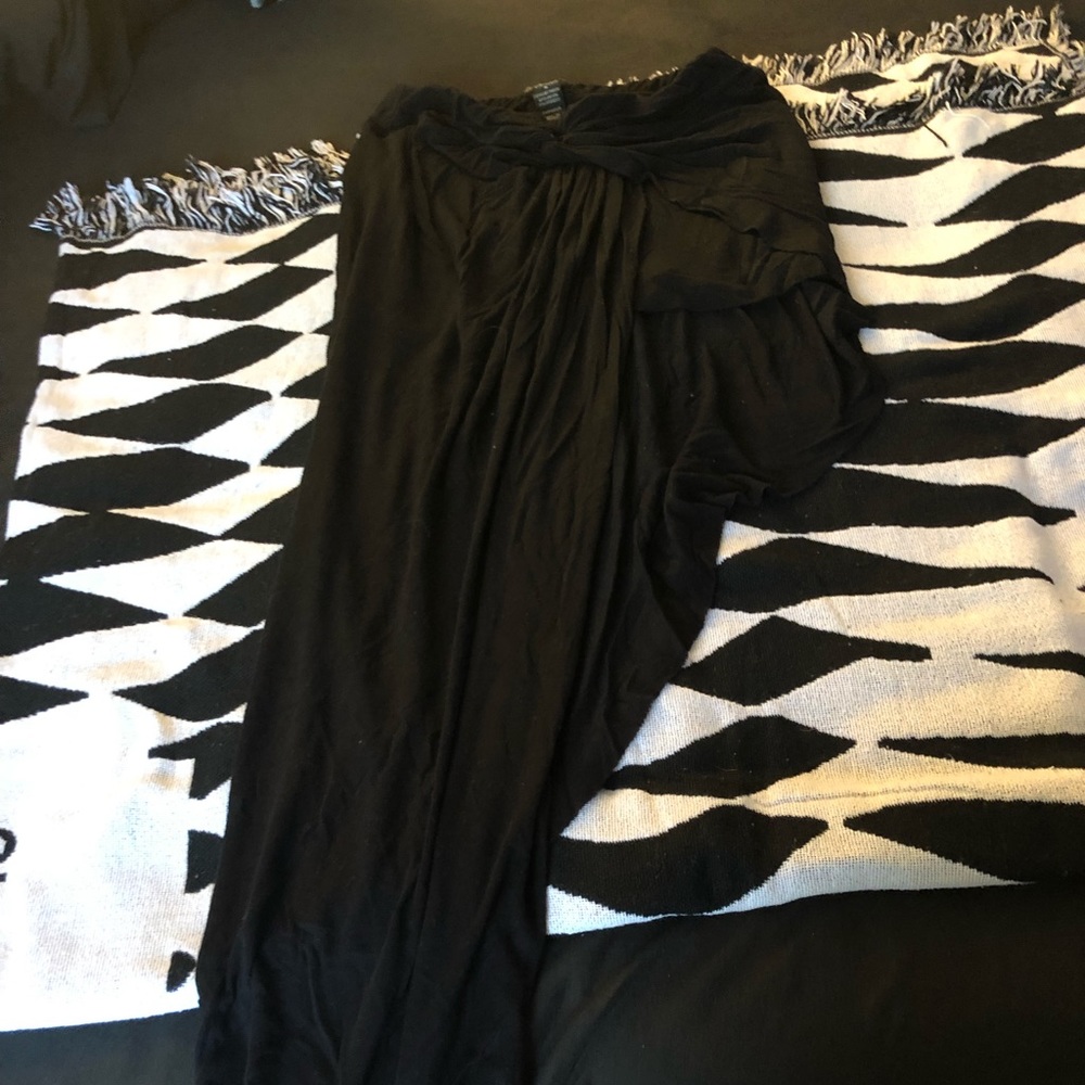 Black maxi material